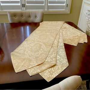 Set of 3 Gold Table Runners
